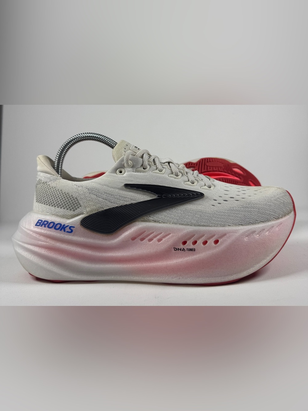 Brooks Running Shoes - 2025 Glycerin Max Diva Pink White Black - Sz 8.5B Wmns